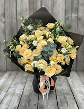Букет цветов из:  Розы и Лизиантусы в Воровсколесской
