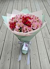 Букет цветов из:  Альстромерии в Воровсколесской