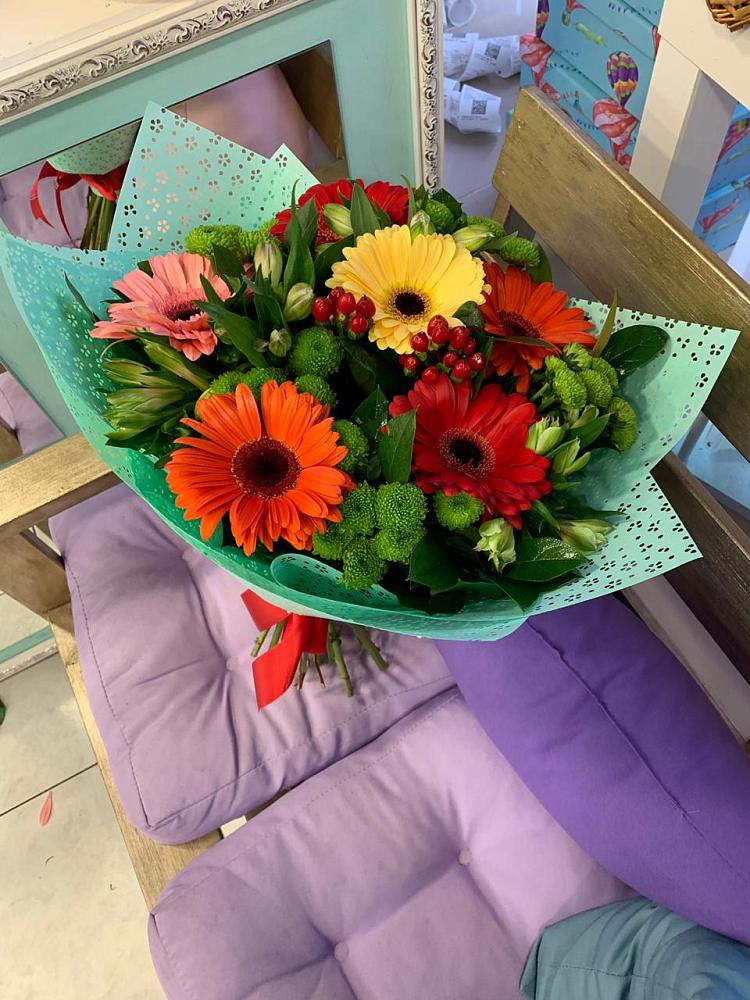 Букет цветов из: Герберы, Хризантемы и Альстромерии в Воровсколесской