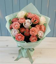 Букет цветов из:  Розы в Воровсколесской