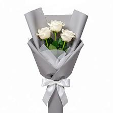 Букет 3 белые розы в Воровсколесской
