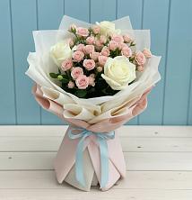 Букет цветов из:  Розы в Воровсколесской