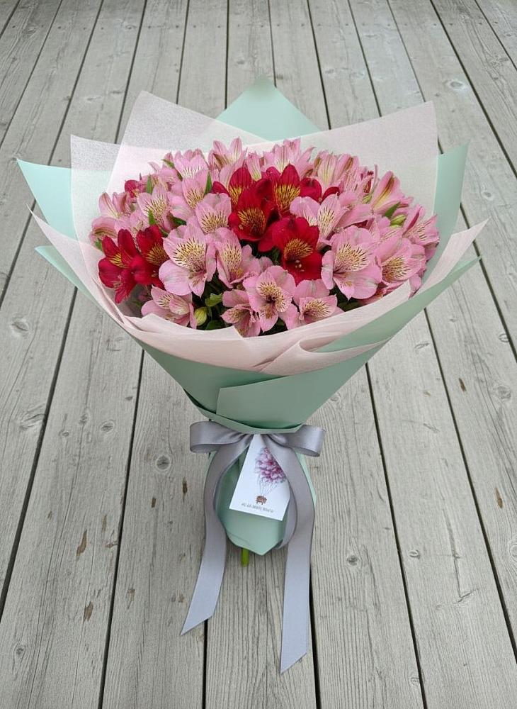 Букет цветов из: Альстромерии в Воровсколесской