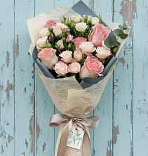 Букет цветов из:  Розы в Воровсколесской