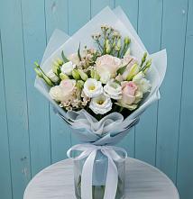 Букет цветов из:  Розы и Лизиантусы в Воровсколесской