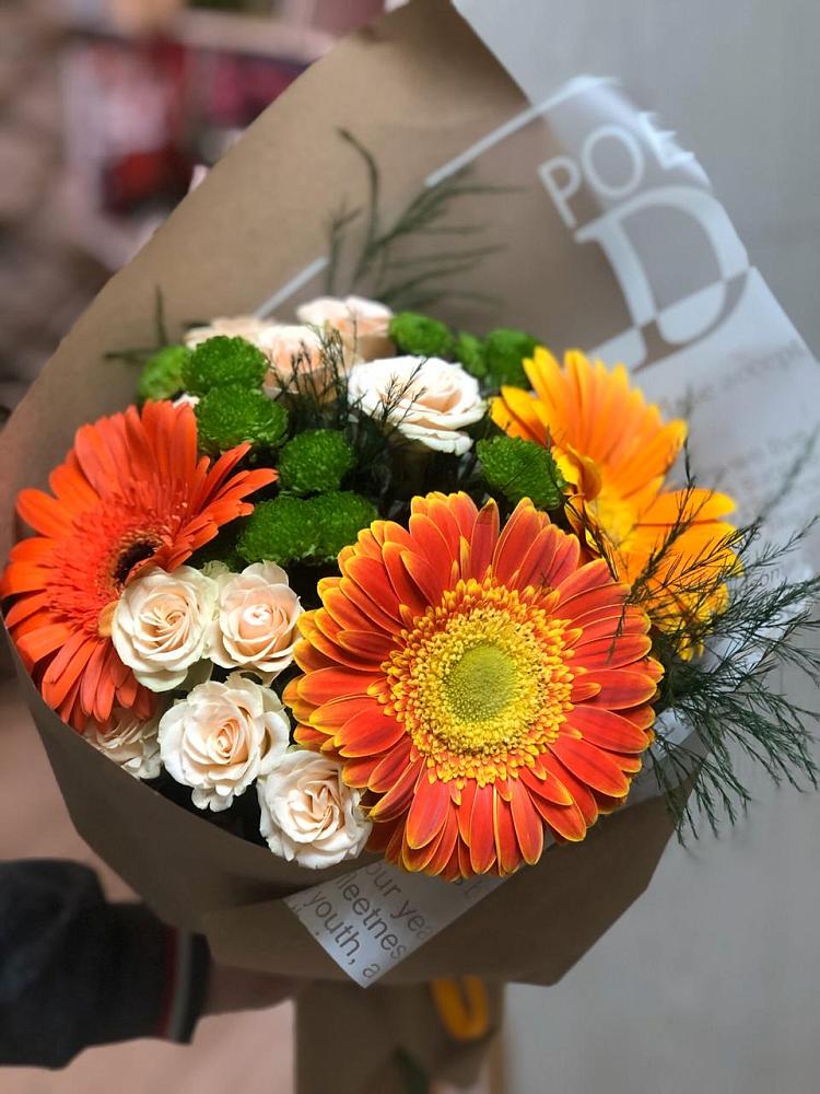 Букет цветов из: Герберы, Хризантемы и Розы в Воровсколесской