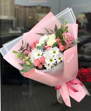 Букет цветов из: Розы, Лизиантусы и Хризантемы в Воровсколесской
