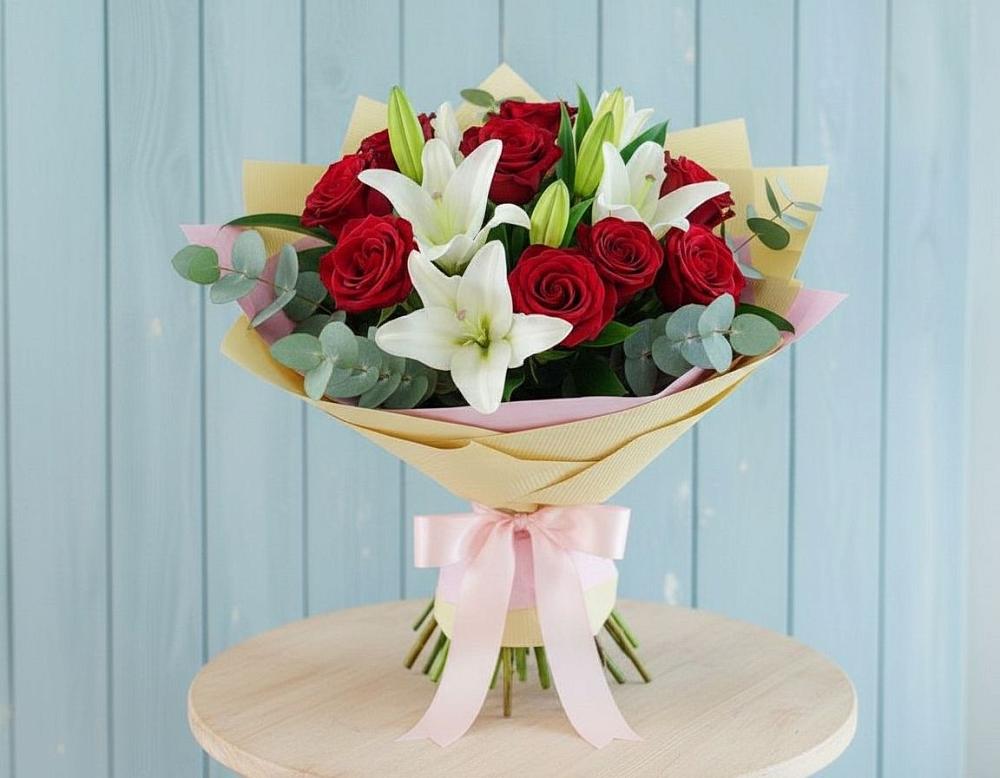 Букет цветов из: Лилии и Розы в Воровсколесской
